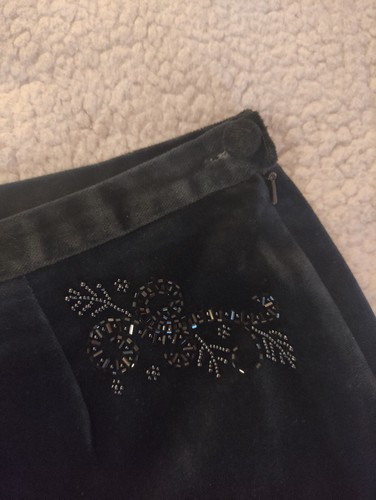 Laura ashley black velvet - ashley,