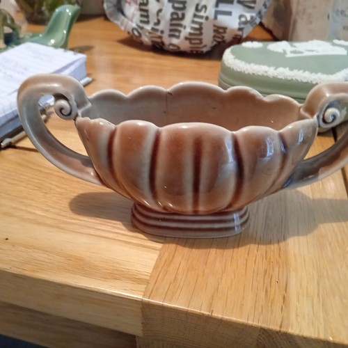 Wade pottery posy vase likely - wade,