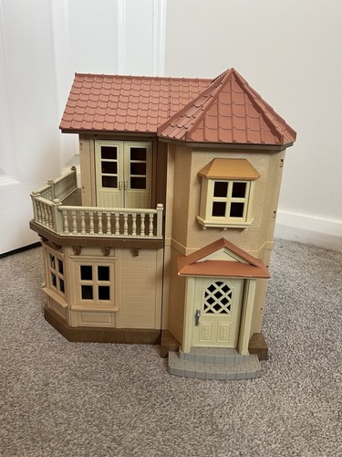 Sylvanian families willow hall - willow,