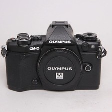 Olympus OM-D E-M5 Mark II