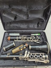 Bundy Resonite Clarinet the Selmer Company, Black, with Case, Musical Instrument