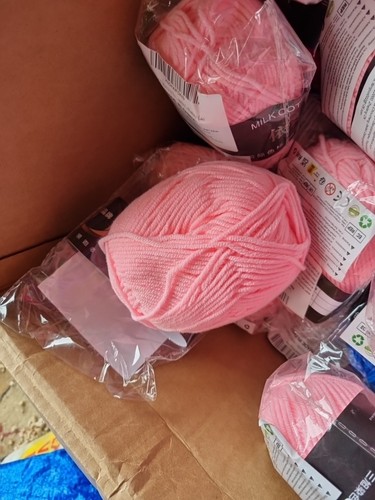 Baby pink wool acrylic - pink,