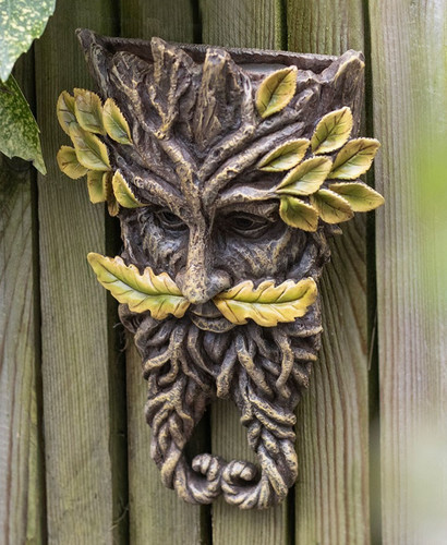 Green man twisted - man,