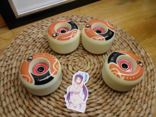 Skateboard wheels - skateboard,