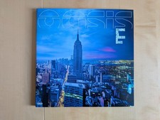 Oasis STANDING ON THE SHOULDER