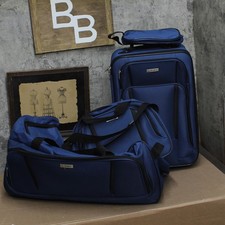 Tag 4-Piece Softside Spinner