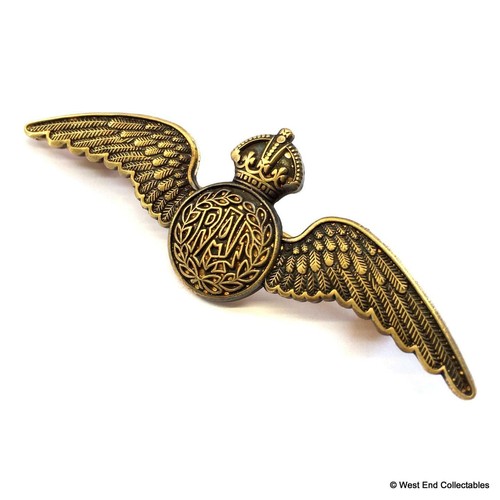 Stunningly detailed royal air - stunningly,