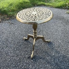Heavy Vintage Solid Brass Pot Plant Stand Table Trivet 30x23 cm VGC 3.250 Kg