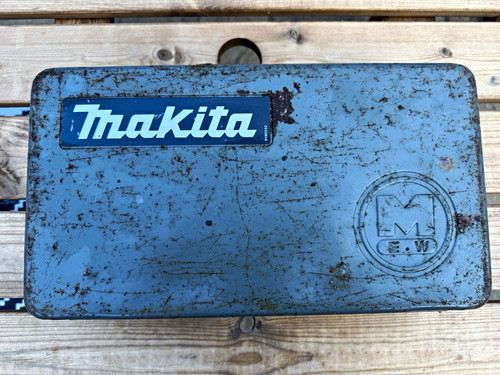 Makita metal tool box - tool, carry