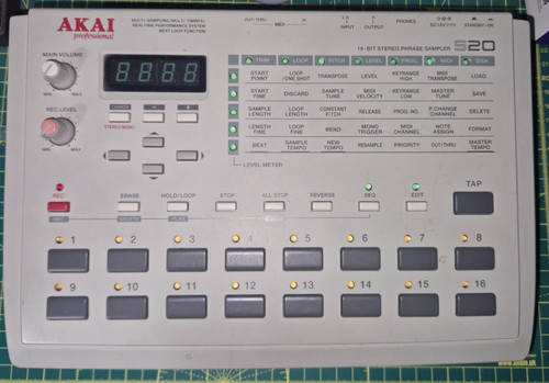 The akai s20 bit - 16-bit, stereo