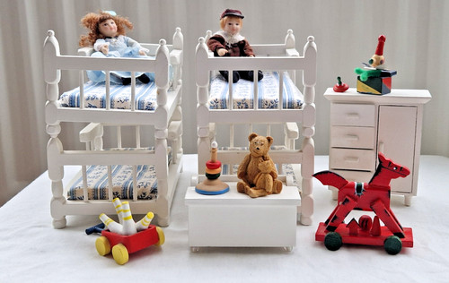 Wooden vintage dolls - , house