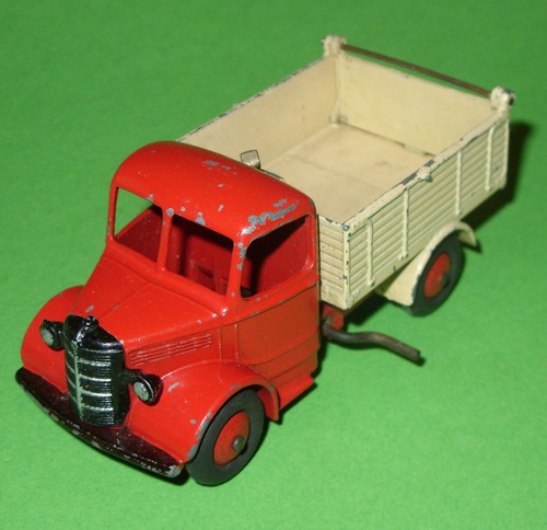 Dinky 410 bedford tipper lorry - tipper,