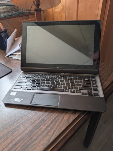 Toshiba-Satellite-U925t