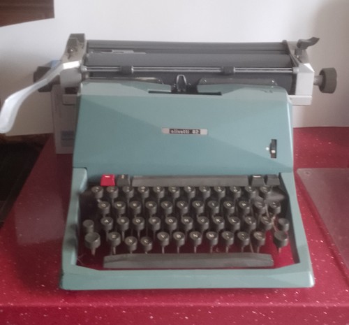 Olivetti manual typewriter - olivetti,