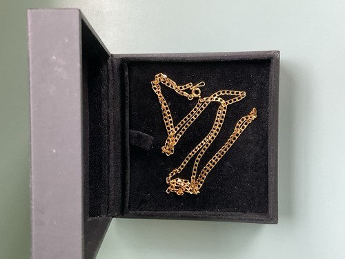 Pre loved 9ct gold - gold, curb