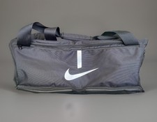 Large Black Nike Sports Bag Athletes With Handles & Shoulder Straps Nice Cond