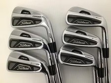 Titleist Right Handed Iron Set