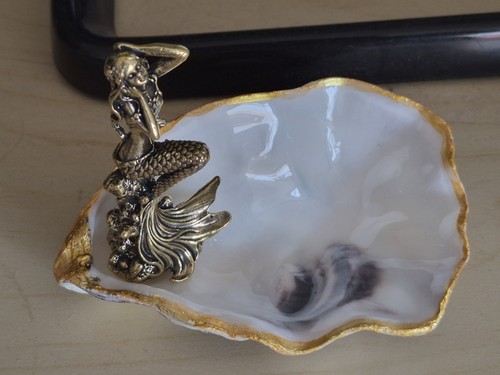 Natural oyster shell - natural,