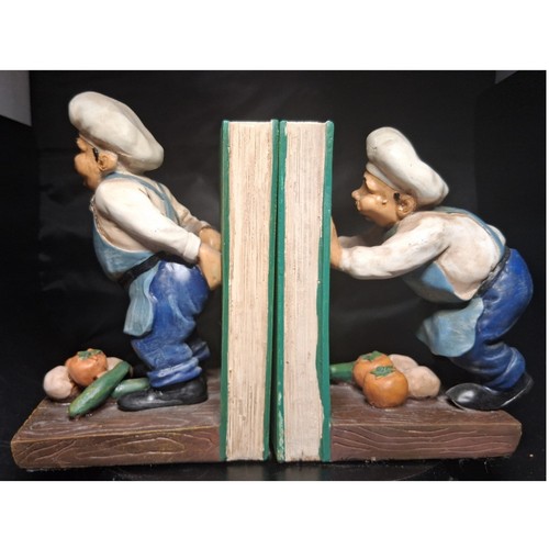 Homeview design chef bookends - design,