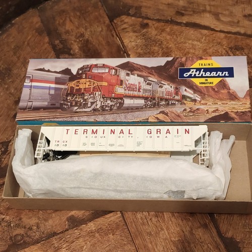 Athearn terminal grain - ho,