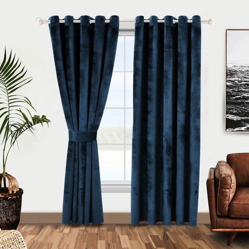Plush velvet curtains - plush,