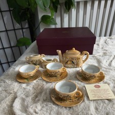 vintage past times foreign miniature tea set Japanese design in box 