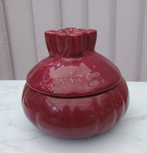 Beetroot shaped pottery - shaped,