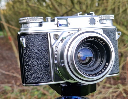 Voigtlander prominent skoparon - prominent,