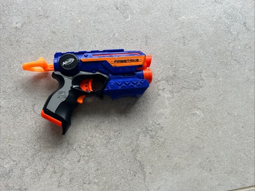 Nerf gun single shooter - gun,