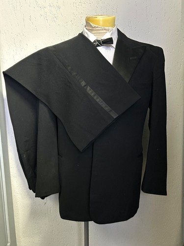 Men 1940s bespoke three - men’s,