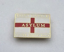 ENGLAND HOOLIGAN PIN BADGE