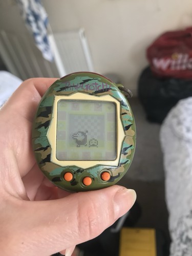 Vintage tamagotchi green - vintage,