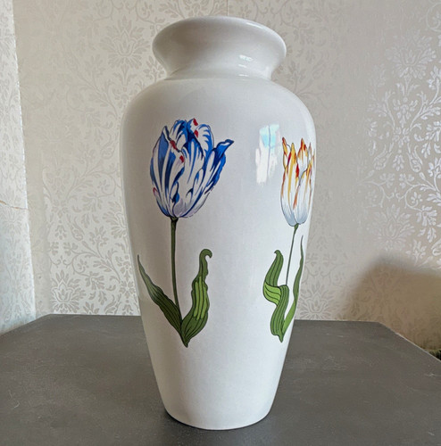 Tiffany tulips - tiffany,