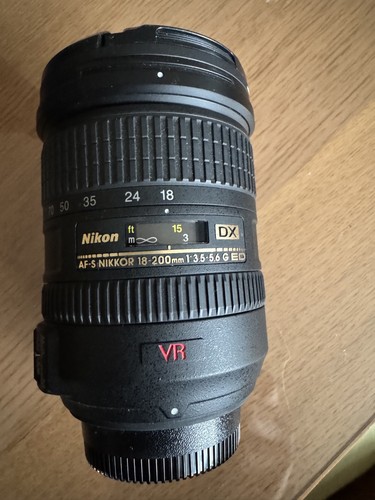 Nikon nikkor 18 200mm - dx,