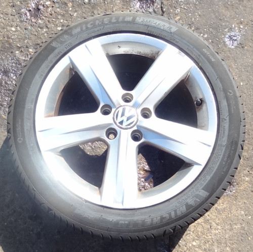 Passat alloy wheel - 17",