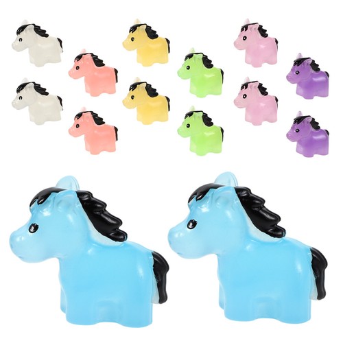Pcs resin standing horse - 14,