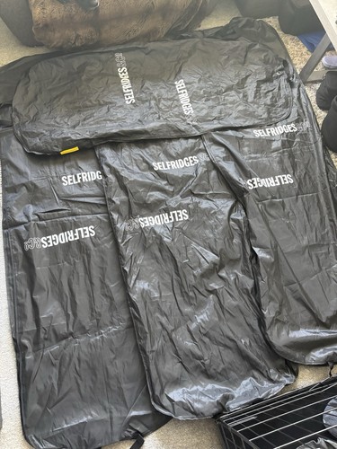Authentic selfridges black - 4x,