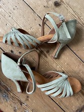 Soft Flexible Latin Dance