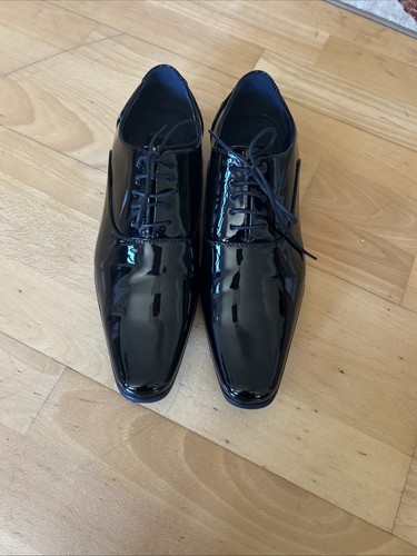 Brand new man - brand, shoes