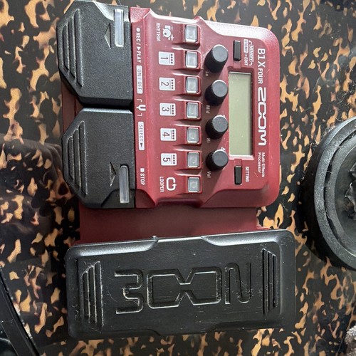 Zoom b1x four digital - b1x,