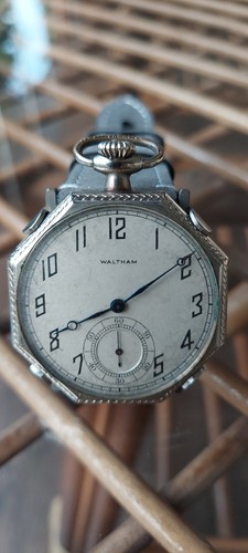 Waltham pocket watch - ,
