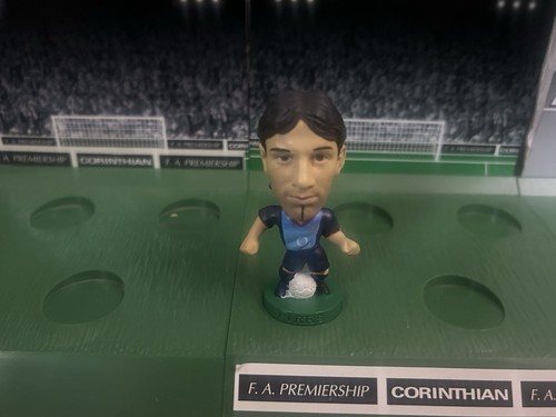 Corinthian robert pires - robert,