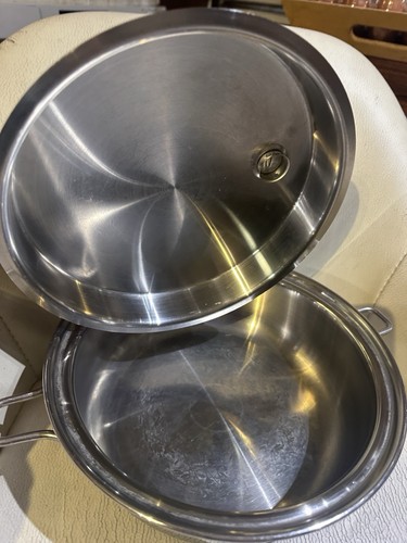 Saladmaster inches pot - 9,