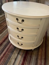 Laura ashley four - laura, demi