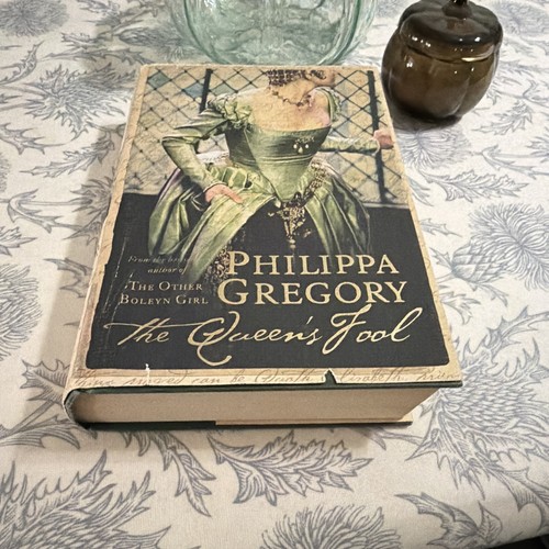 The queen fool - queen's,