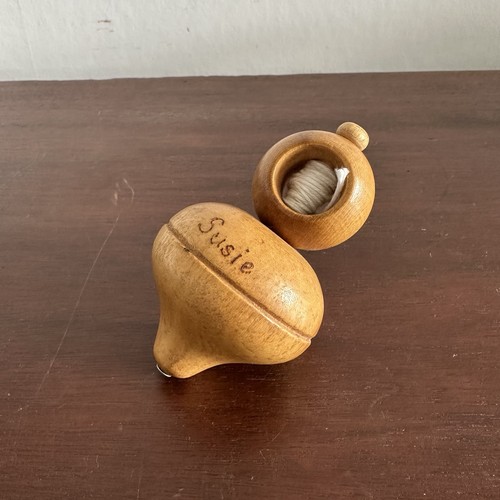 Vintage wooden string spinning - wooden,