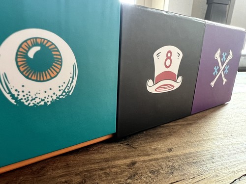 Odd fellows box - odd,