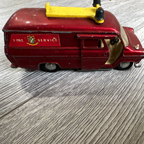 Dinky toys ford transit van - toys,