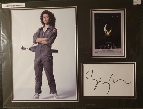 Sigourney weaver signed - sigourney,