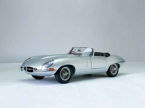 Autoart signature jaguar - autoart,